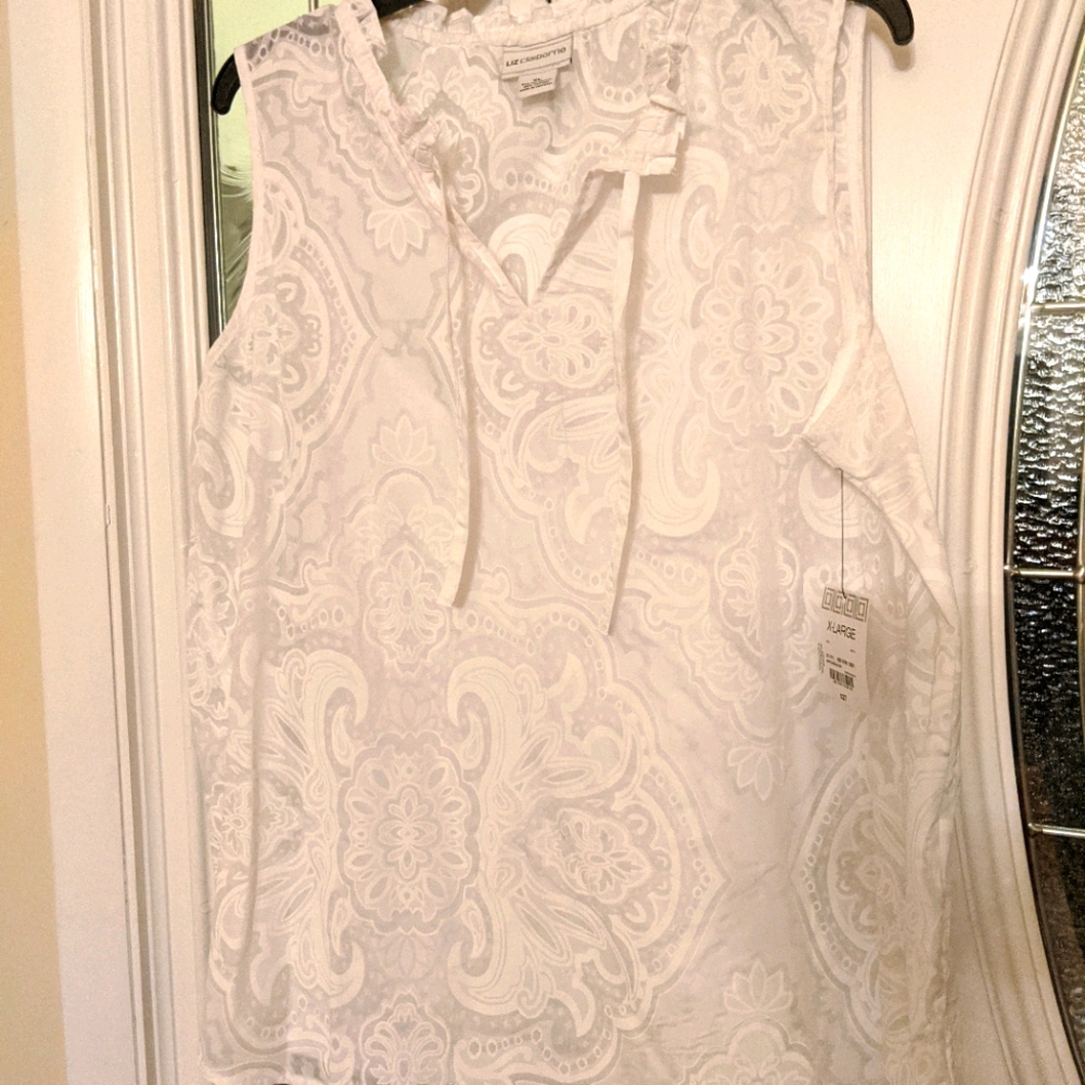 Liz claiborne size XL sleeveless top NWT